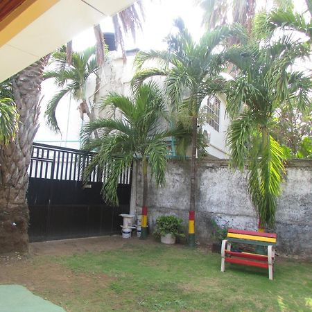 Posada Hostal Miss Marlly San Andrés Eksteriør bilde